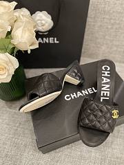 Chanel Mules 2022 Black Shiny Leather - 2