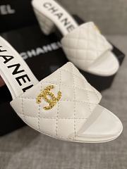 Chanel Mules 2022 White Shiny Leather - 2