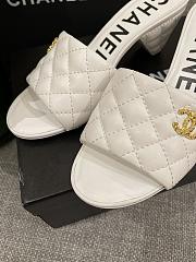 Chanel Mules 2022 White Shiny Leather - 6