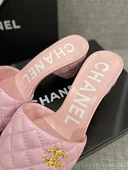 Chanel Mules 2022 Light Pink Shiny Leather - 4