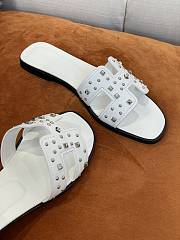 Hermès Oran Stud h cut-out sandals in calf leather White - 6