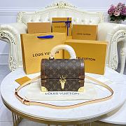 Louis Vuitton Treasure Trunk Size 28x2x117 cm - 1