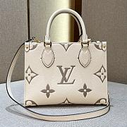 LV OnTheGo PM bicolor monogram empreinte leather White M45659 25 x 19 x 11.5 cm - 1