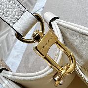 LV OnTheGo PM bicolor monogram empreinte leather White M45659 25 x 19 x 11.5 cm - 6