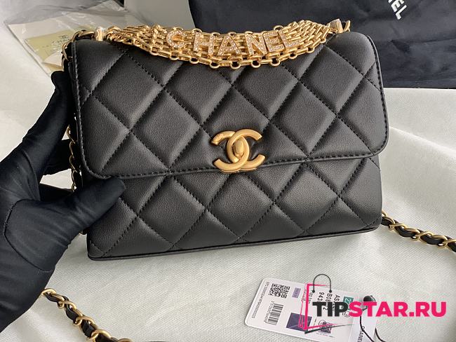 Chanel Diamanté Balck Flap Bag Size 18x13x6 cm - 1