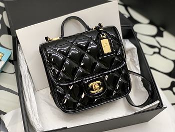 Chanel Small Flap Bag with top handle Black Size 20x17x6 cm