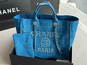 Chanel Maxi Shopping Bag Blue And White Size 44x32x21cm - 3