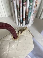 Chanel White Coco Beige Handle Size 24 cm - 5