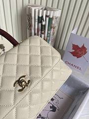 Chanel White Coco Beige Handle Size 24 cm - 3