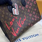 Louis Vuitton LV M45039 OnTheGo MM Tote bag Monogram Size 35 x 27 x 14 cm - 2