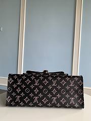 Louis Vuitton OnTheGo MM Tote Bag Black Monogram coated canvas Size 35x27x14 cm - 6
