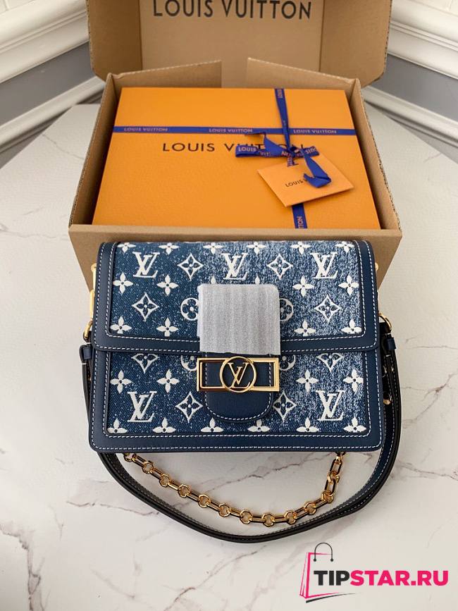 Louis Vuitton Dauphine MM handbag Blue Monogram Jacquard Denim Size 25x17x10.5 cm - 1