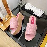 Chanel Women's Open Toe Platform Sandals Quilted Leather and Wood Pink - 2