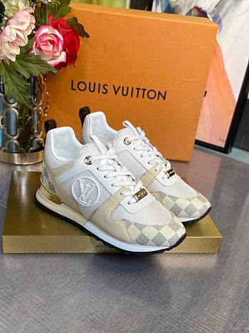 Louis Vuitton Run Away Damier Azur canvas and calf leather Beige