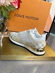 Louis Vuitton Run Away Damier Azur canvas and calf leather Beige - 4