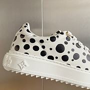 Louis Vuitton x Yayoi Kusama Time Out sneaker White Printed calf leather - 4