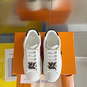 Louis Vuitton Sneaker Time Out White logo LV black - 6