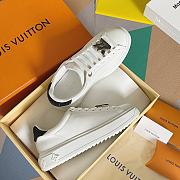 Louis Vuitton Sneaker Time Out White logo LV black - 2