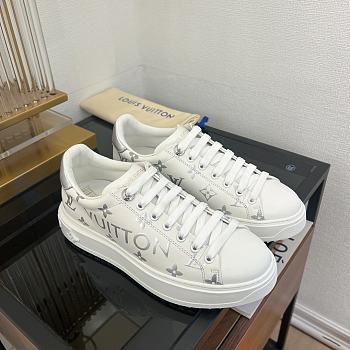 Louis Vuttion Time Out Sneaker Silver