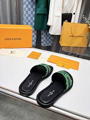 Louis Vuitton's Magnetic Flat Mule mule Green  - 4