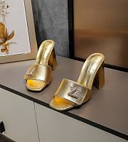 LV Shake mule Gold lambskin 9.5 cm   - 2