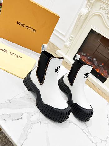 Louis Vuitton Ruby Flat Ankle Boot White