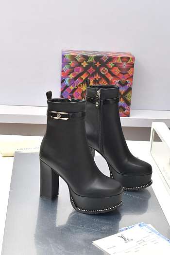 Louis Vuitton Fame Platform Ankle Boot Black Calf leather