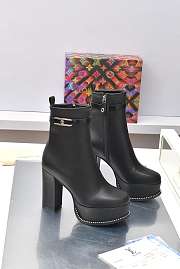 Louis Vuitton Fame Platform Ankle Boot Black Calf leather - 6