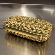 BOTTEGA VENETA Minaudiere Knot Bag Gold Size 19x11.5x5  cm - 2