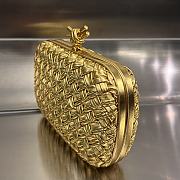 BOTTEGA VENETA Minaudiere Knot Bag Gold Size 19x11.5x5  cm - 3