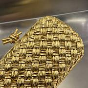 BOTTEGA VENETA Minaudiere Knot Bag Gold Size 19x11.5x5  cm - 4