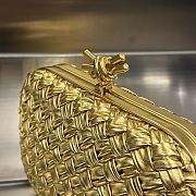 BOTTEGA VENETA Minaudiere Knot Bag Gold Size 19x11.5x5  cm - 6
