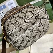 Gucci Multi-function bag with Interlocking G Size 15x19x8 cm - 2