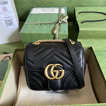GG Marmont Mini Shoulder Bag Black Size 18x13.5x8 cm