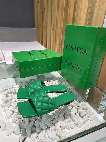 Bottega Veneta Padded Flat Sandal Green