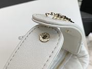 Chanel Pouch Lambskin White Size 16x16x5.5 cm - 6