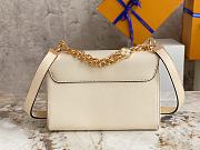 Louis Vuitton Twist Medium Handbag M59402 White Size 23×17×9.5 cm - 6