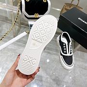 Chanel Small Black Shoes - 2