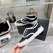 Chanel Small Black Shoes - 6