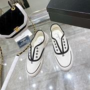 Chanel Small White Shoes - 1