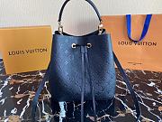 Louis Vuitton Monogram Empreinte Bag Blue Size 26x26x17.5 cm - 6
