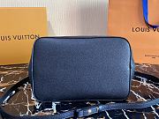 Louis Vuitton Monogram Empreinte Bag Blue Size 26x26x17.5 cm - 4