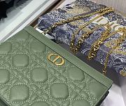 Dior Caro Chain Clutch Bag Green Size 19x14x3 cm - 3