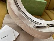 Gucci GG Marmont Half-Moon-Shaped Mini Bag White 21.5x11x5 cm - 3