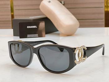 Chanel Sunglasses - 010 - Size 60-15-140
