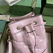 Gucci GG Matelassé Leather Mini Bucket Bag Pink Size 17x20x10 cm - 6