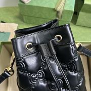 Gucci GG Matelassé Leather Mini Bucket Bag Black Size 17x20x10 cm - 3