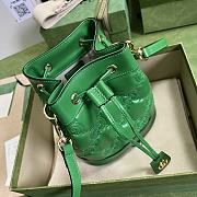 Gucci GG Matelassé Leather Mini Bucket Bag Green Size 17x20x10 cm - 6