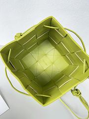 Bottega Veneta Small Bucket Bag Avocado Green Size 19x14x13 cm - 5