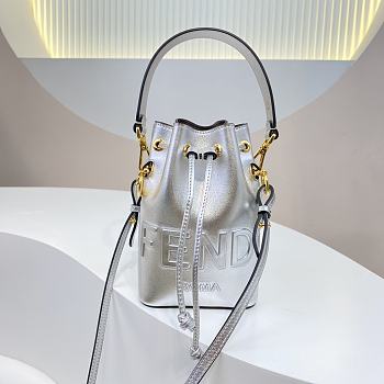Fendi Mon Tresor Small Bucket Bag Silver Calfskin Size 12x10x18 cm
